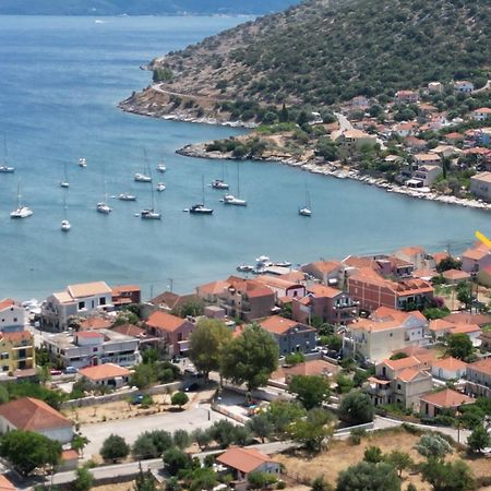 Sunrise Bay Apts Agia Efimia Esterno foto