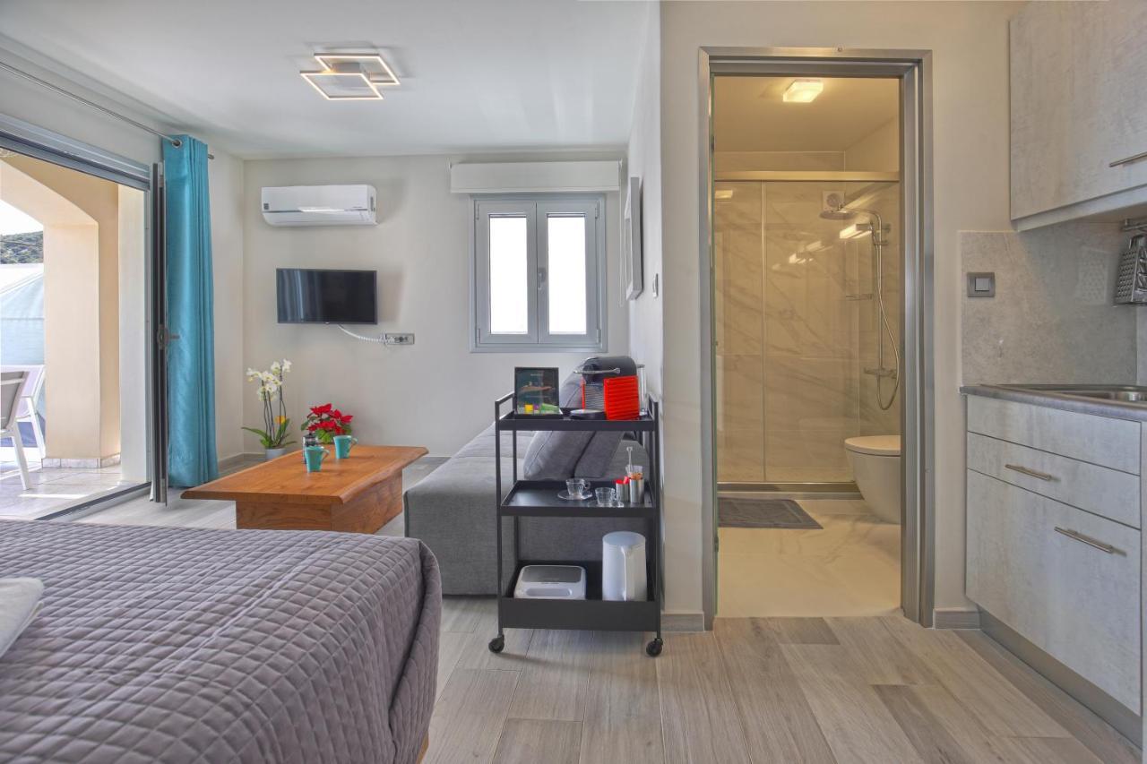 Sunrise Bay Apts Agia Efimia Esterno foto