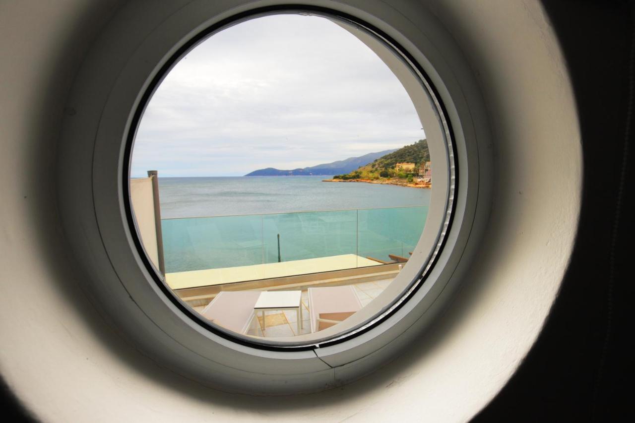 Sunrise Bay Apts Agia Efimia Esterno foto
