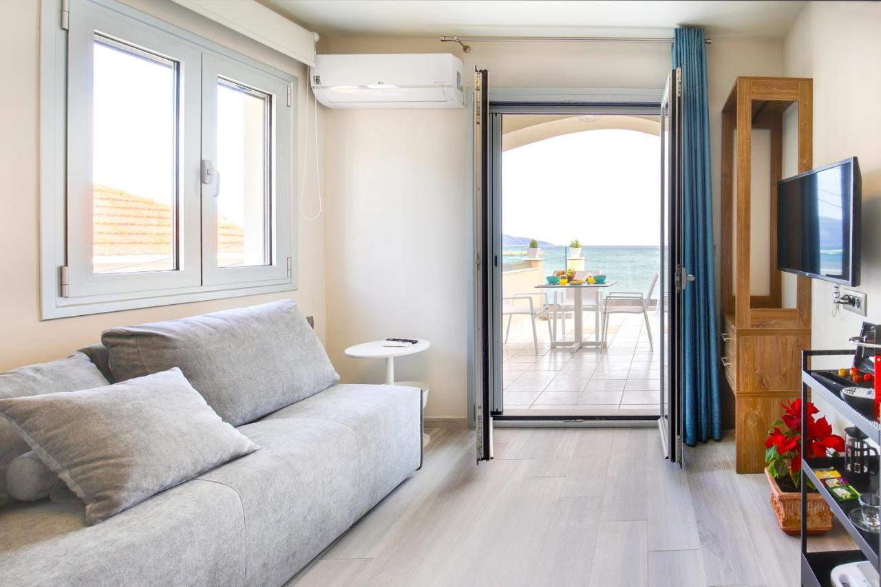 Sunrise Bay Apts Agia Efimia Esterno foto