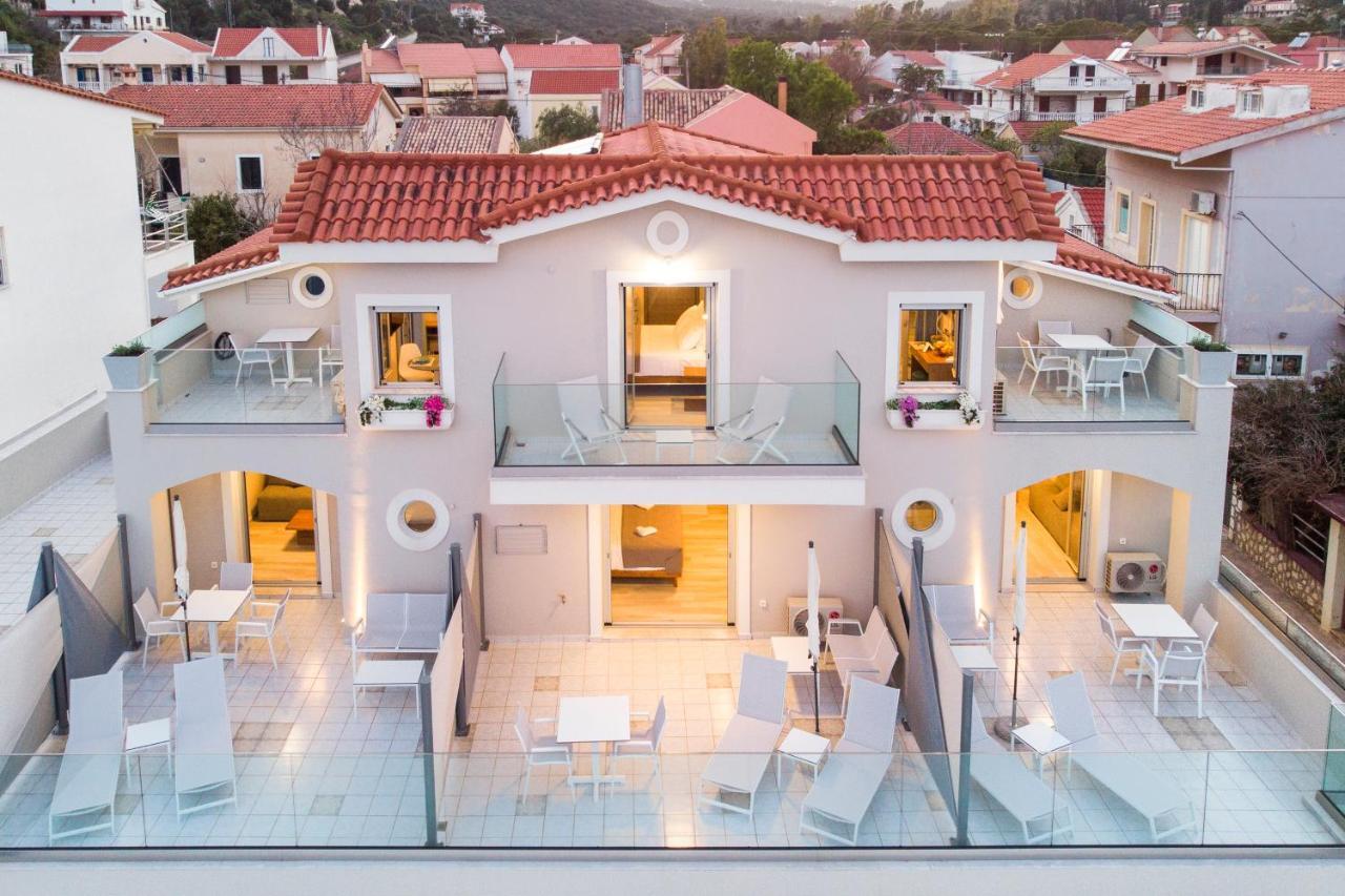 Sunrise Bay Apts Agia Efimia Esterno foto